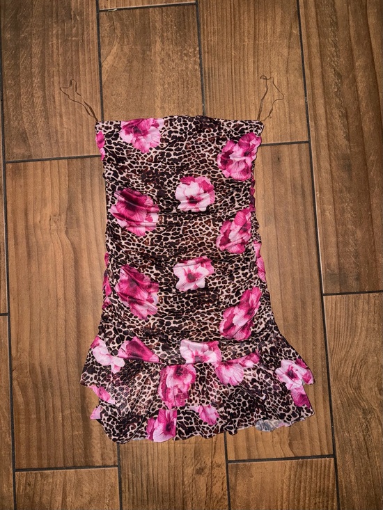 Just polly Dresses & Skirts - Strapless Pink Floral & Leopard Print Ruffle Mini Dress